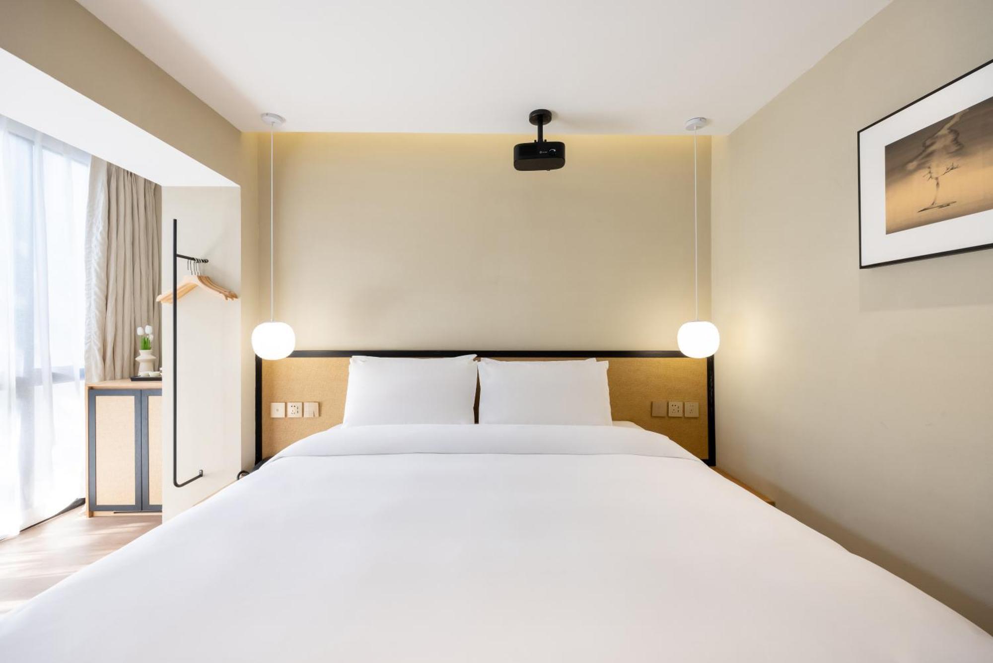 Beijing Tangfu Nanluoguxiang Wang Fu Jing Forbidden City Snack Street Hotel,1 Stop Walking To Airport Express,3 Stop To Tiananmen&Free Laundry Dry Service &Professional Free Tour Ticket Service With English Speaking Staff Extérieur photo