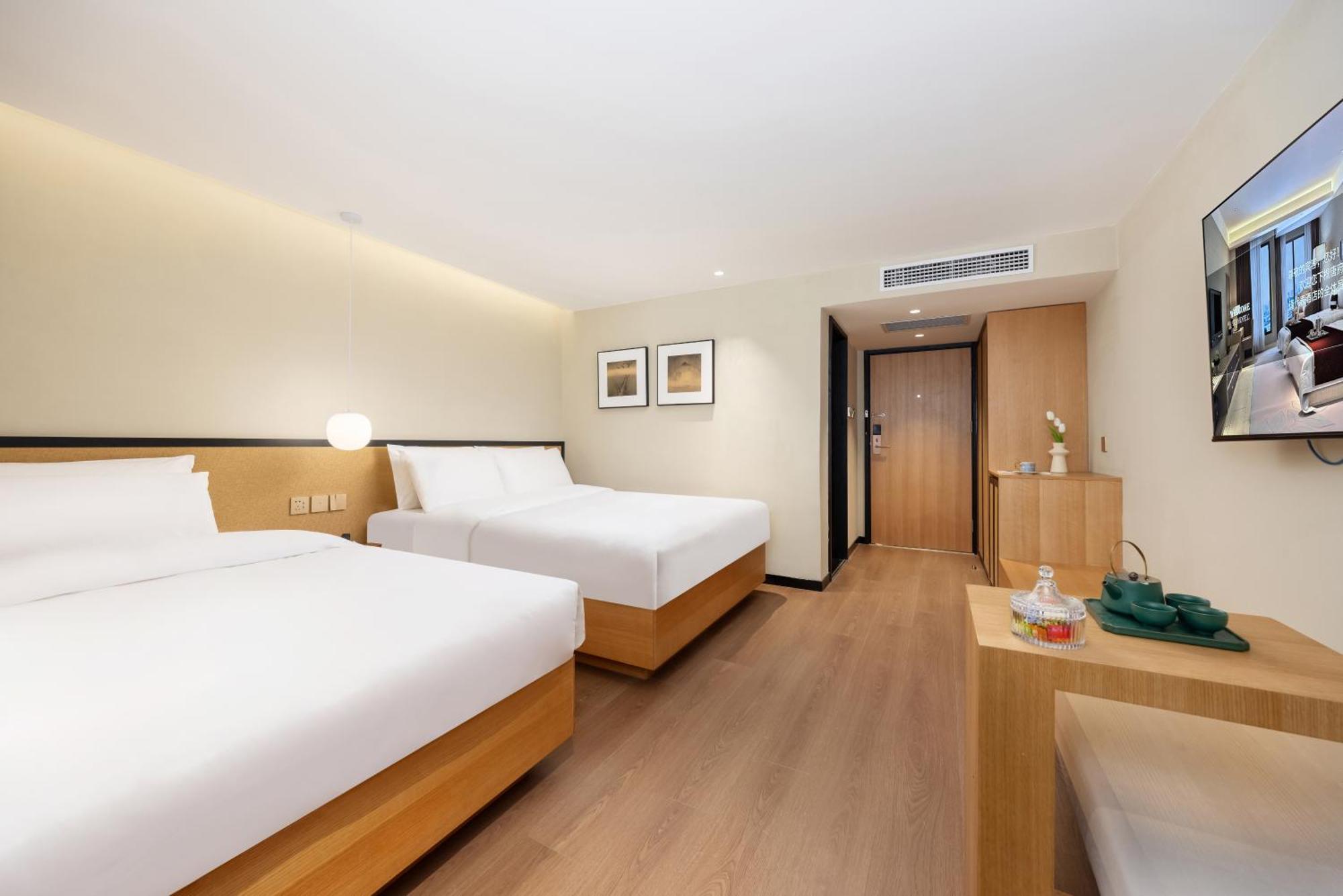Beijing Tangfu Nanluoguxiang Wang Fu Jing Forbidden City Snack Street Hotel,1 Stop Walking To Airport Express,3 Stop To Tiananmen&Free Laundry Dry Service &Professional Free Tour Ticket Service With English Speaking Staff Extérieur photo