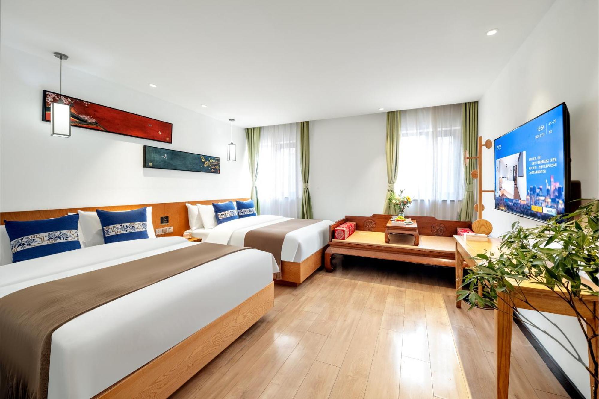 Beijing Tangfu Nanluoguxiang Wang Fu Jing Forbidden City Snack Street Hotel,1 Stop Walking To Airport Express,3 Stop To Tiananmen&Free Laundry Dry Service &Professional Free Tour Ticket Service With English Speaking Staff Extérieur photo