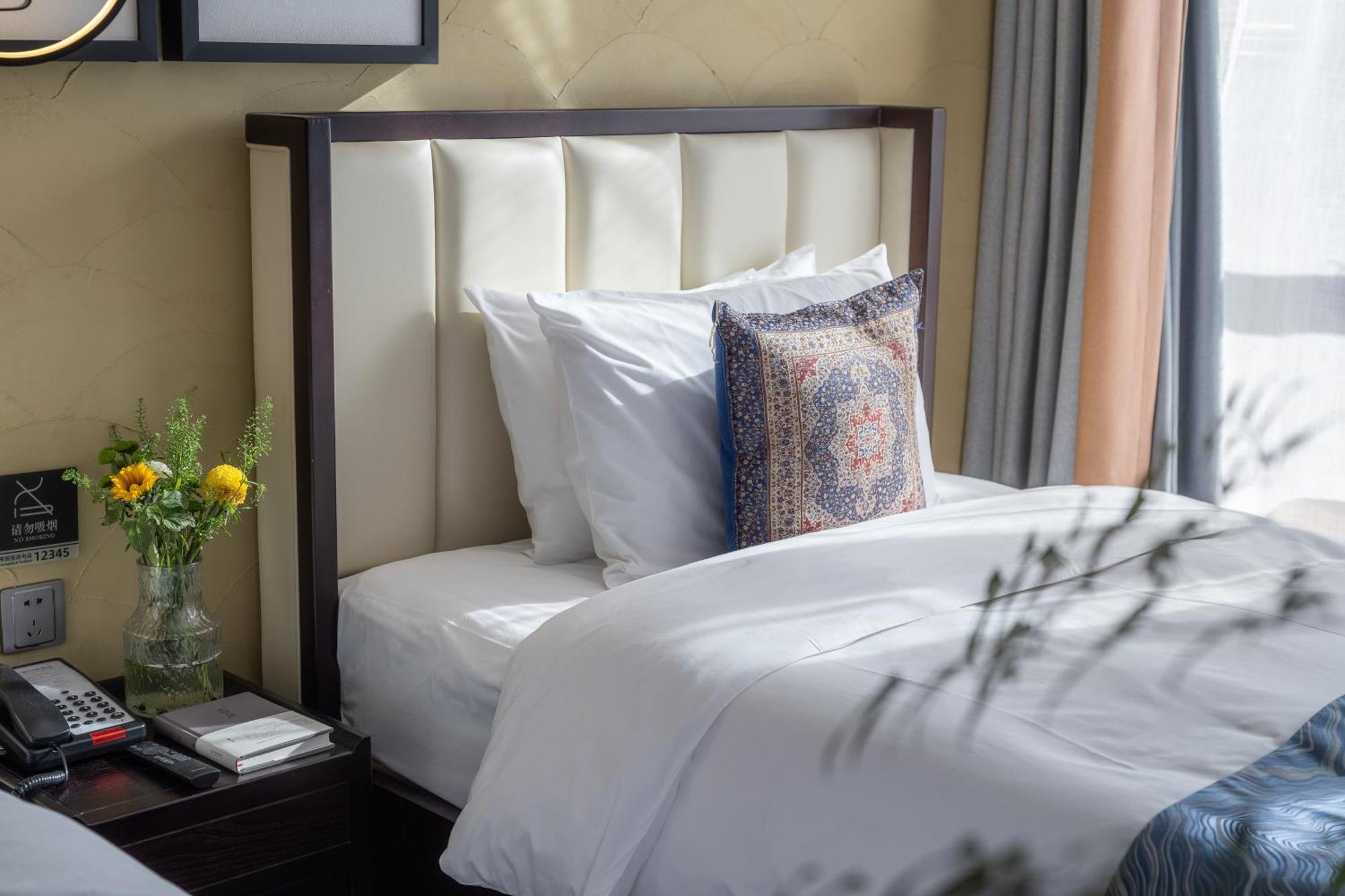 Beijing Tangfu Nanluoguxiang Wang Fu Jing Forbidden City Snack Street Hotel,1 Stop Walking To Airport Express,3 Stop To Tiananmen&Free Laundry Dry Service &Professional Free Tour Ticket Service With English Speaking Staff Extérieur photo